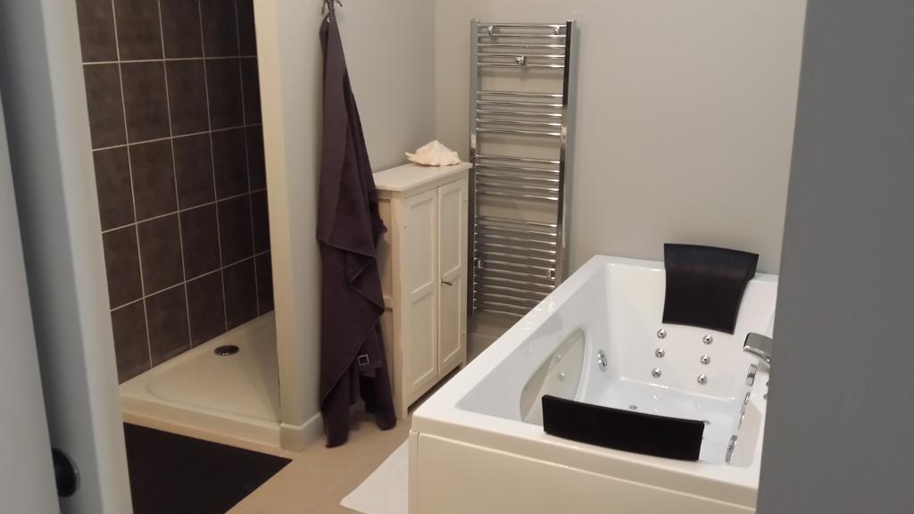 Le Clos Du Presbytere Puisseguin Bilik gambar